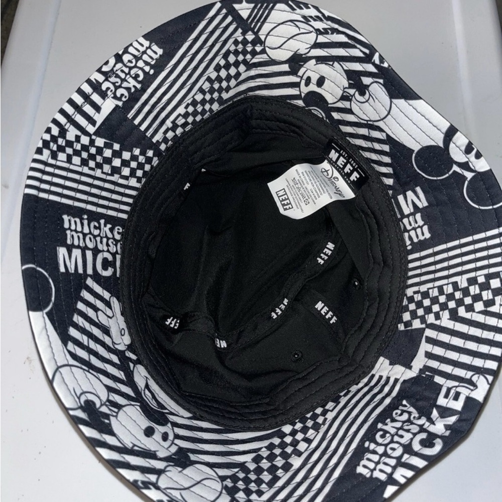 Neff Classic Disney Mickey Mouse, Black Bucket Hat